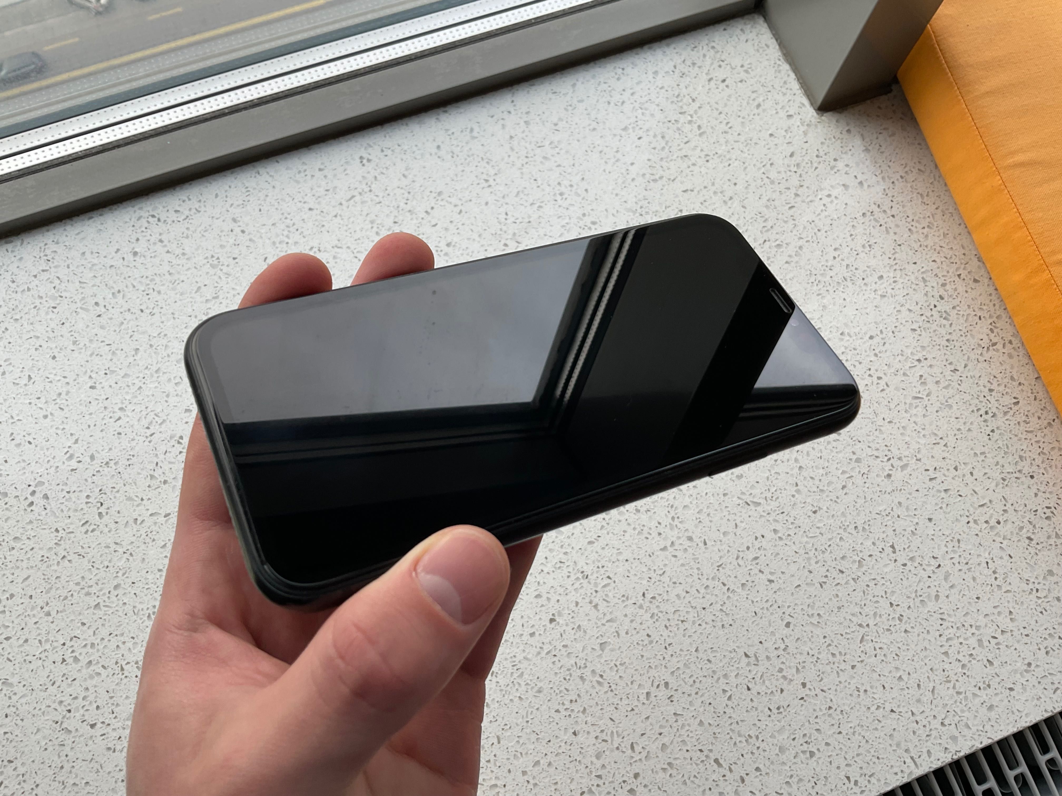 iPhone xr 64gb black