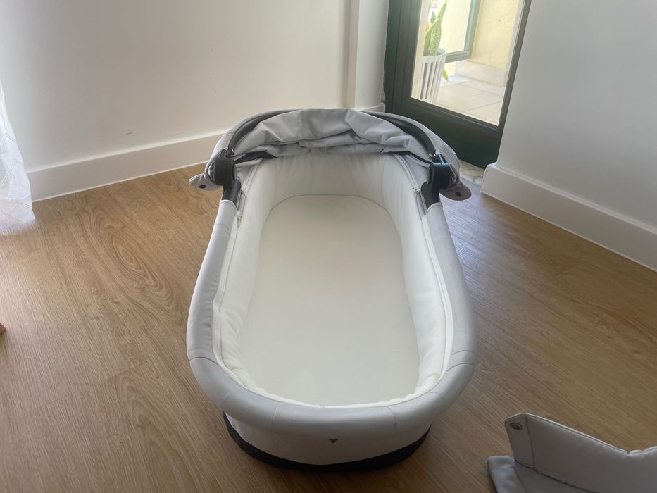 Alcofa Cybex Melio Cot quase nova + colchão