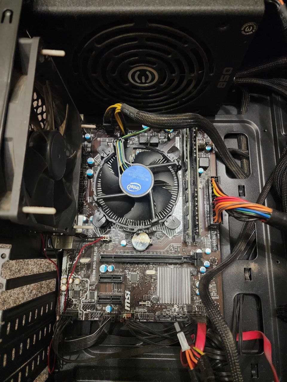 Комплект плата H110M PRO-VH PLUS + G3920 + 12GB DDR4