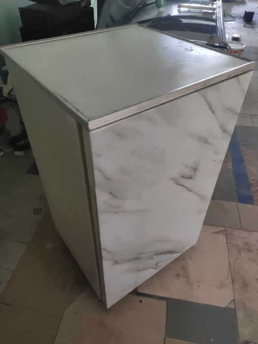 Холодильник малий , барний