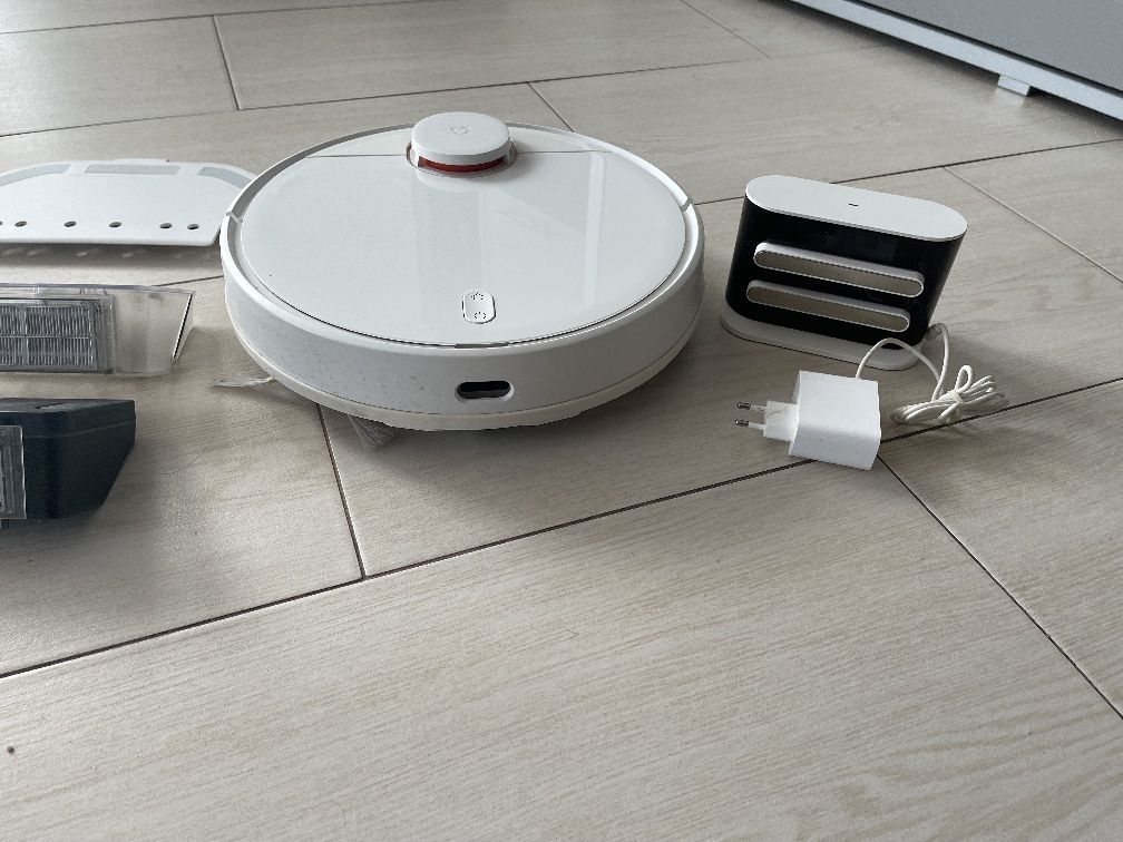 Robot sprzątający Xiaomi Mi Robot Vacuum Mop Pro - mopowanie