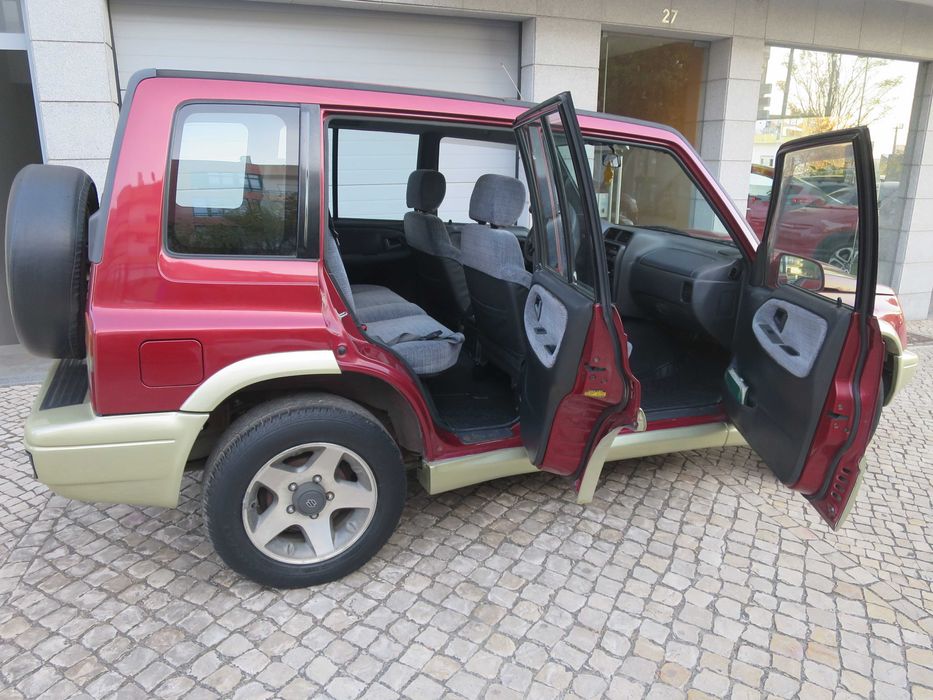 Suzuki Grand Vitara 2.0 em Bom Estado
