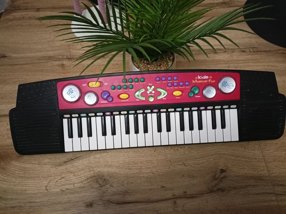 Pianino pianinko keyboard klawisze oragany syntezator dla chłopca dzie