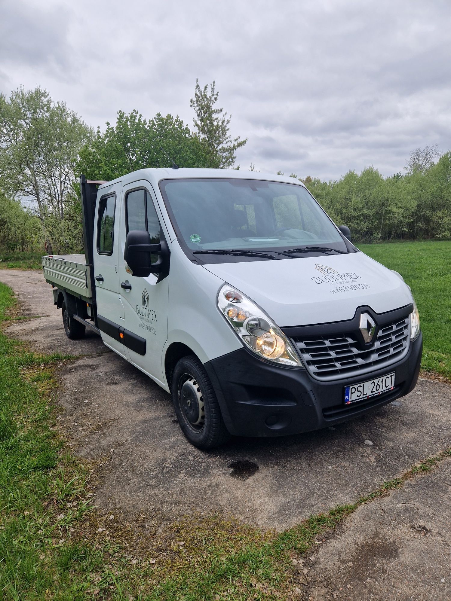 Piękny Renault Master