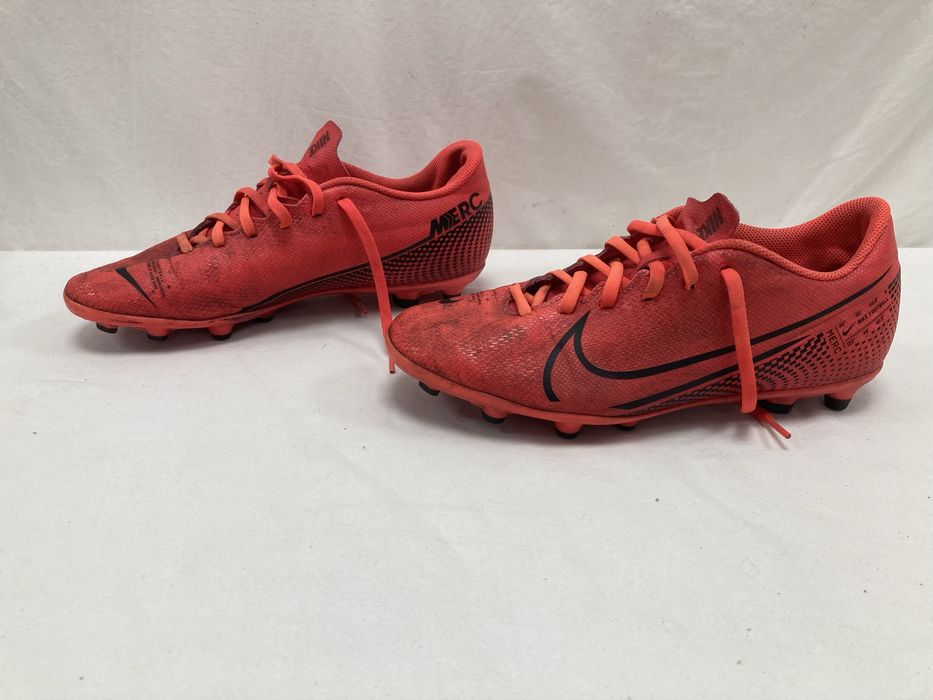 Chuteiras Nike Mercurial N42