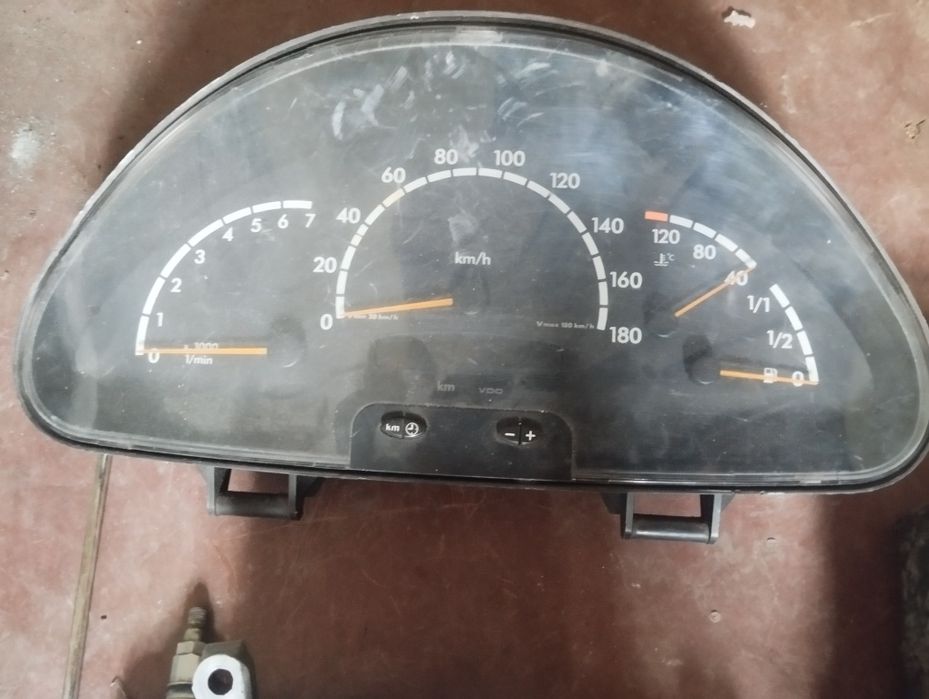 Приборная панель от Мерседес