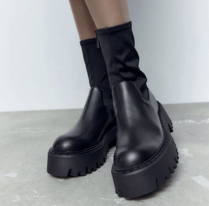 Женские ботинки на массивном каблуке MISS KEITH