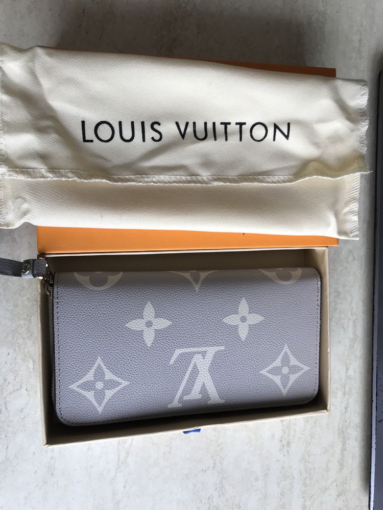 Гаманець Louis Vuitton