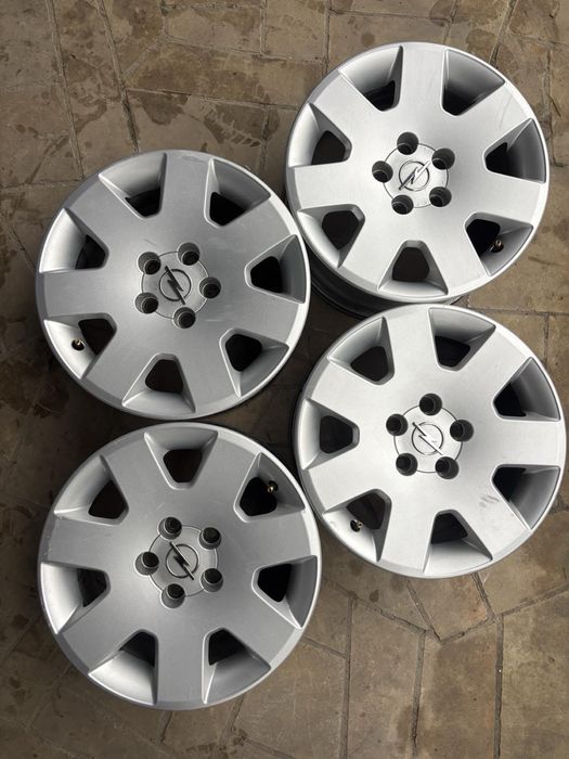 Оригінальні диски 5/110 r16 7j et39 opel gm