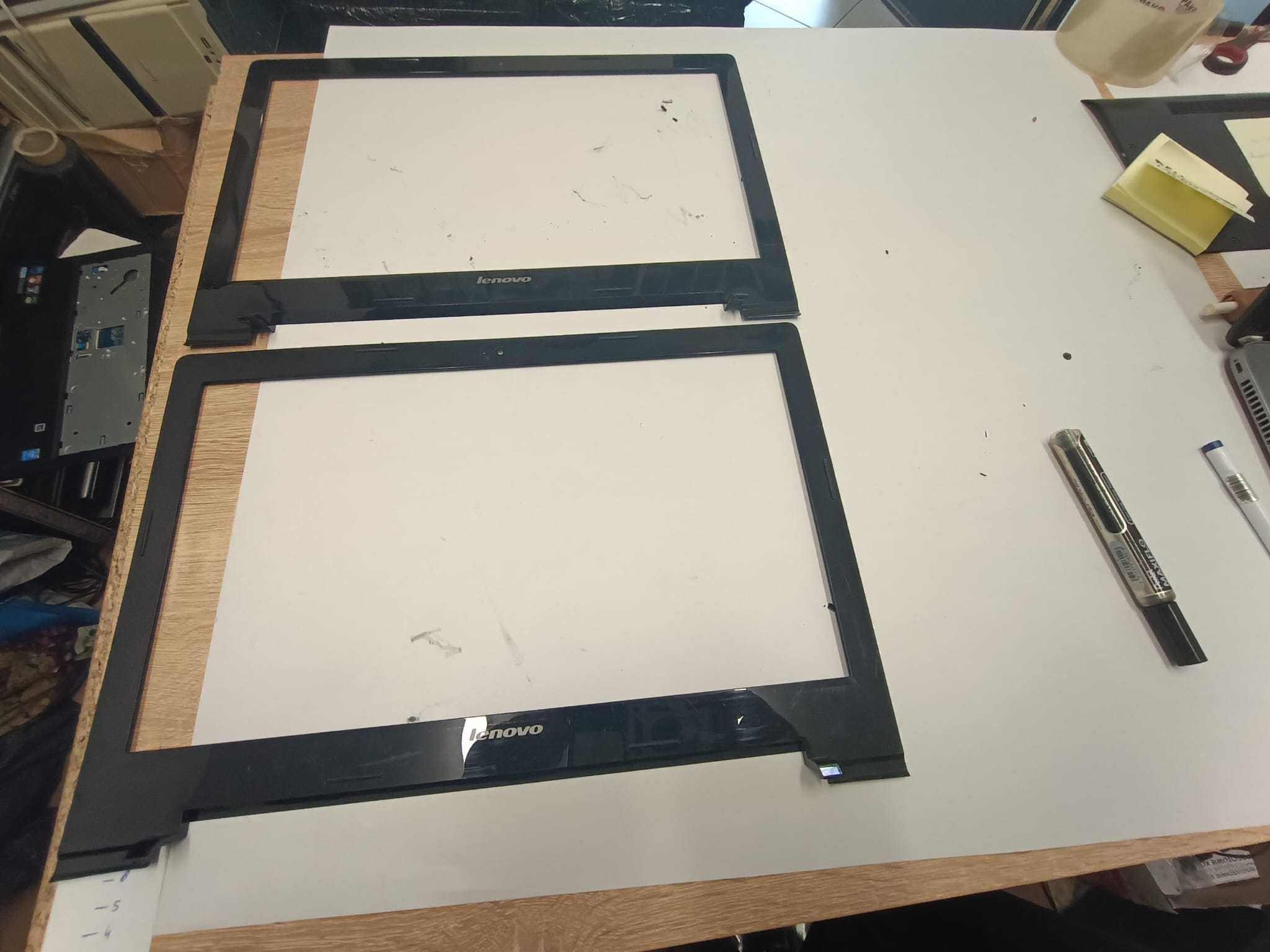 2*Ramka matrycy do Lenovo G50-70
