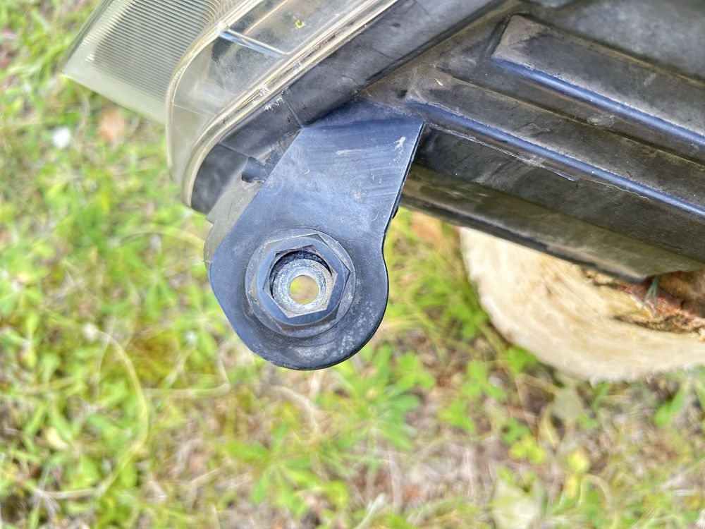 Lampa przednia Superb III kompletna  nie naprawiania