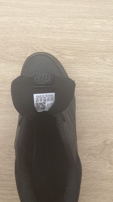 Tenis Adidas tamanho 38