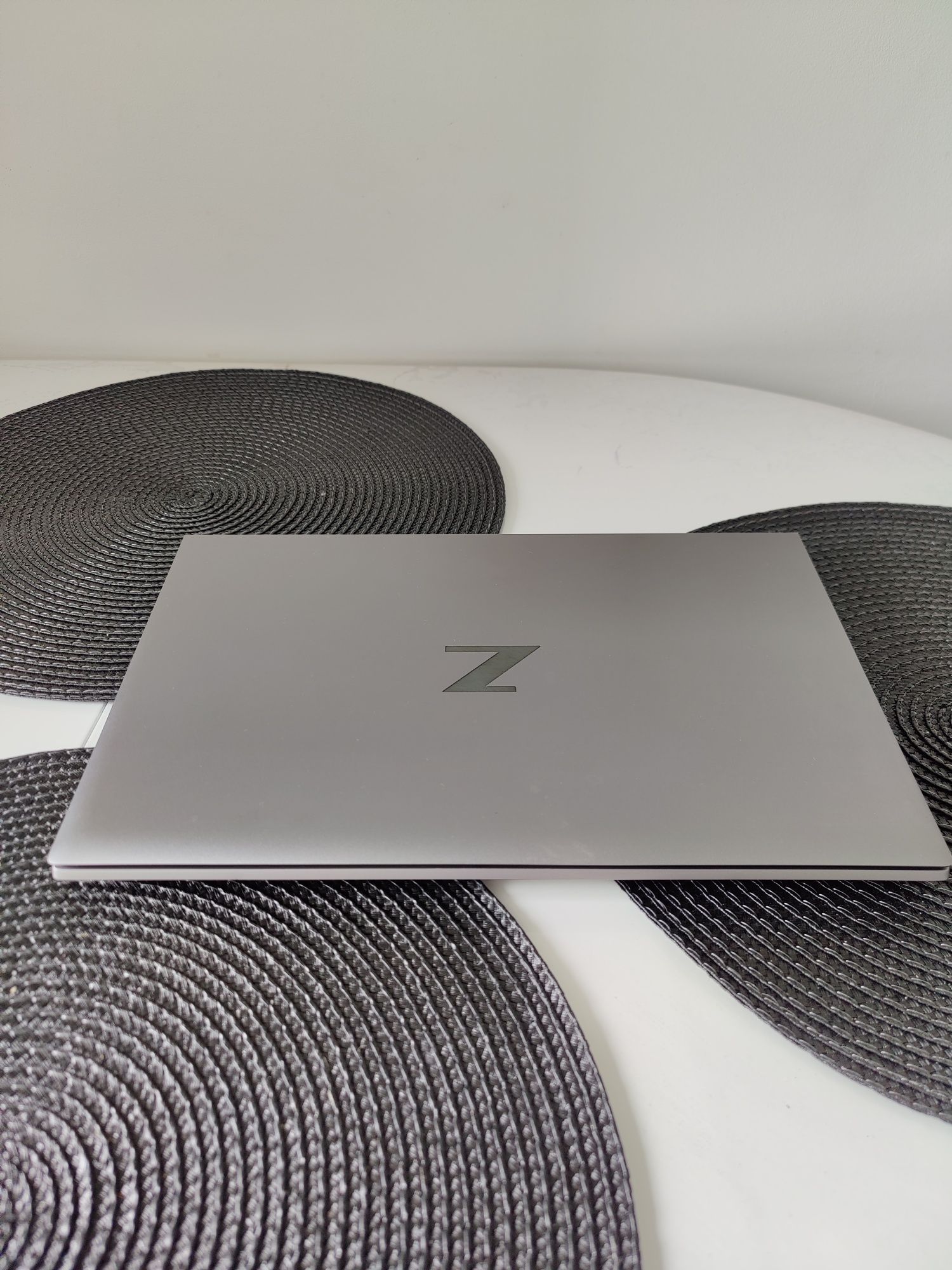 Ноутбук HP zbook firefly 14 g7 /відео 4 ГБ/ i7 10510u /16 гб/SSD 512