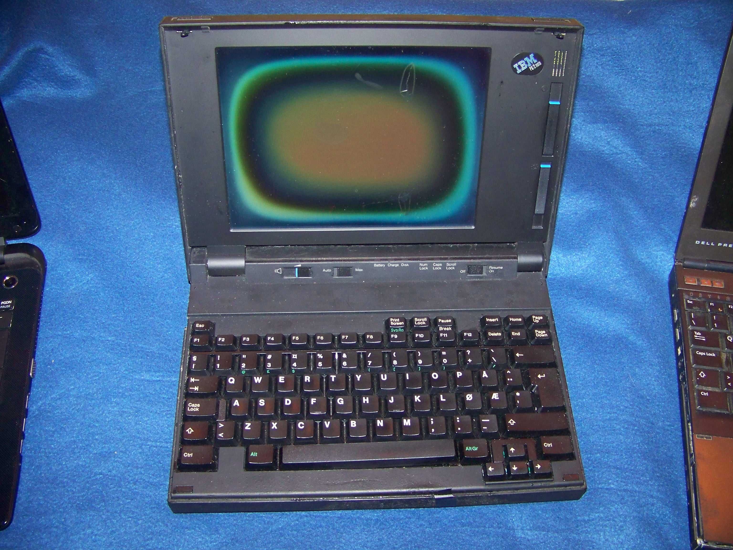 computador portátil antigo IBM