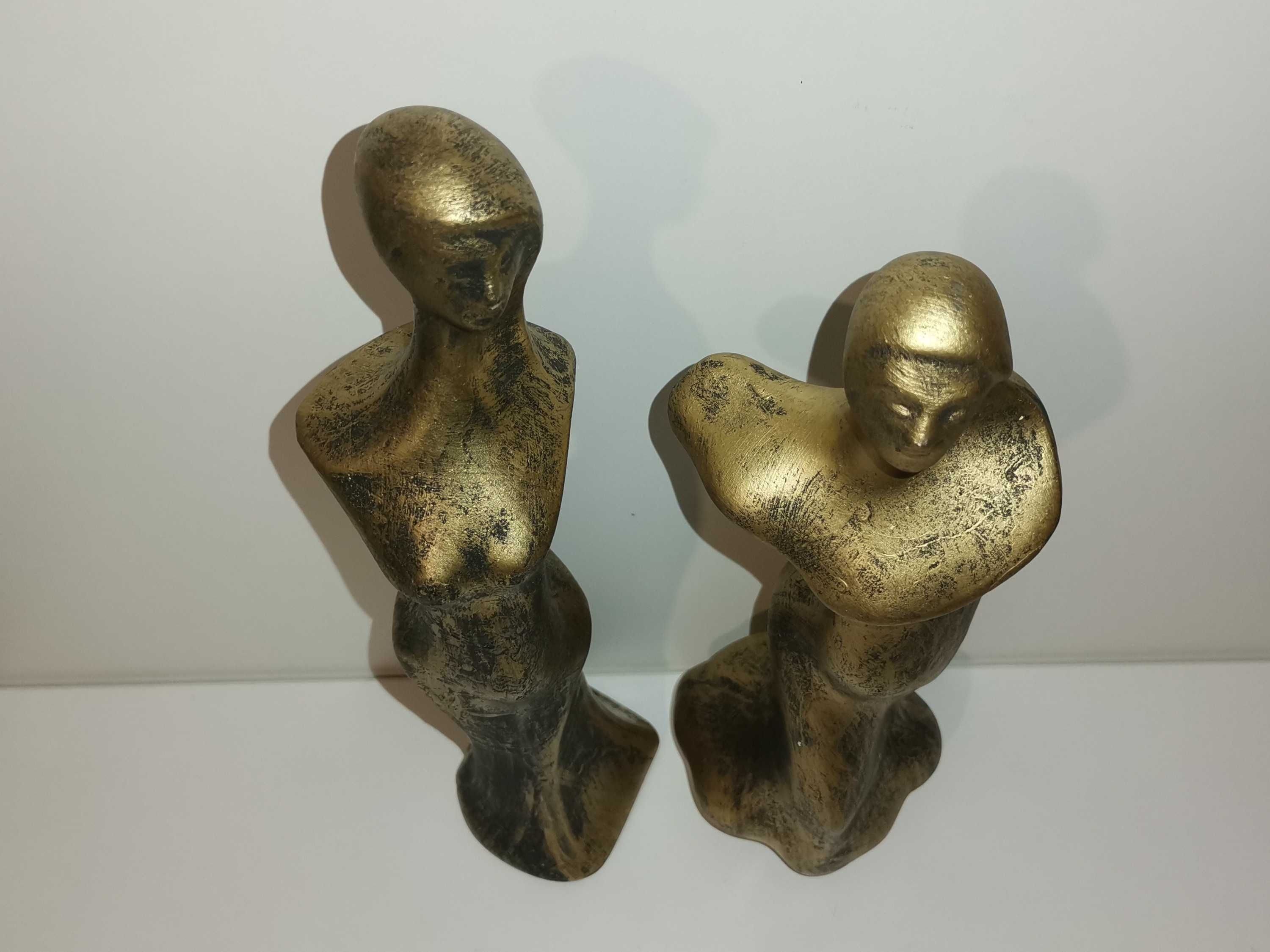 Figurki - klasyczna ozdoba, stare złoto, ceramika, kobieta i mężczyzna