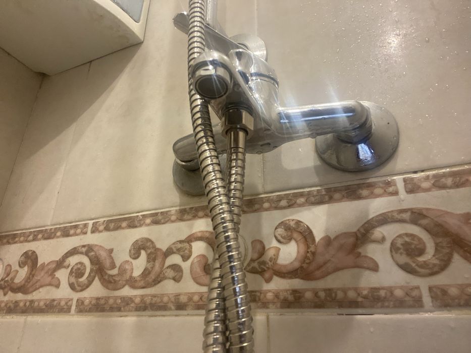 Todo tipo de trabalhos, desde canalizacao, eletrecidade… pintura