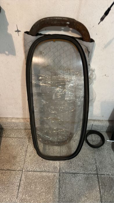 Garbus Cabrio 1302/1303 szyba okragla tyl ORYGINAL