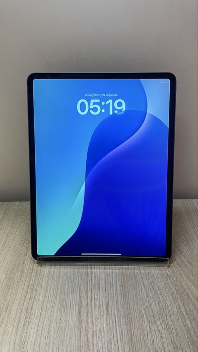 Планшет Apple iPad Pro 12.9 2020 Wi-Fi 256GB Space Gray (MXAT2)