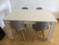 Vendo pack de mesa e cadeiras