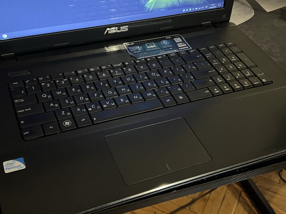 Ноутбук ASUS X75A | 17.3" | Intel B970 | 4 ГБ ОЗУ | 240 ГБ SSD|