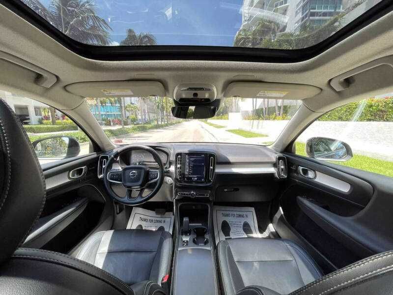 Volvo XC40 T5 Momentum 2019