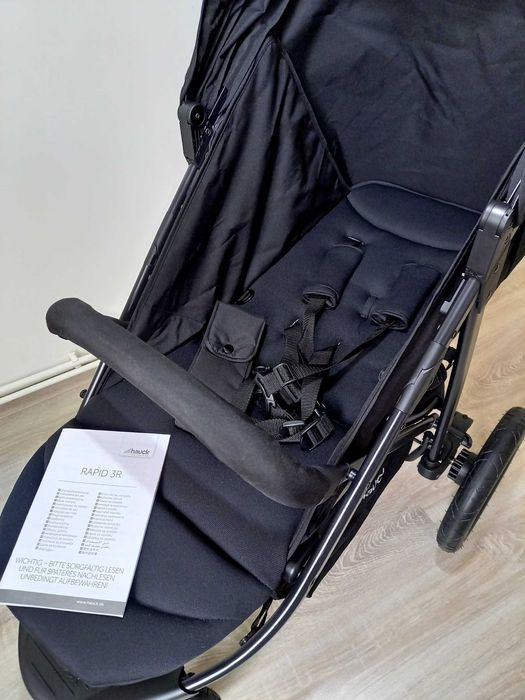 NOWY Wózek spacerowy Hauck Rapid 3R czarny do 22 kg trójkołowy