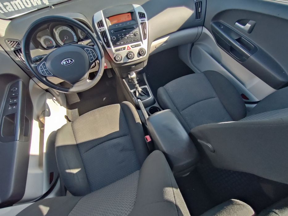 Kia Cee'd 1.4 benzyna+ Gaz! Stan auta perfekt! Sprawna klima!