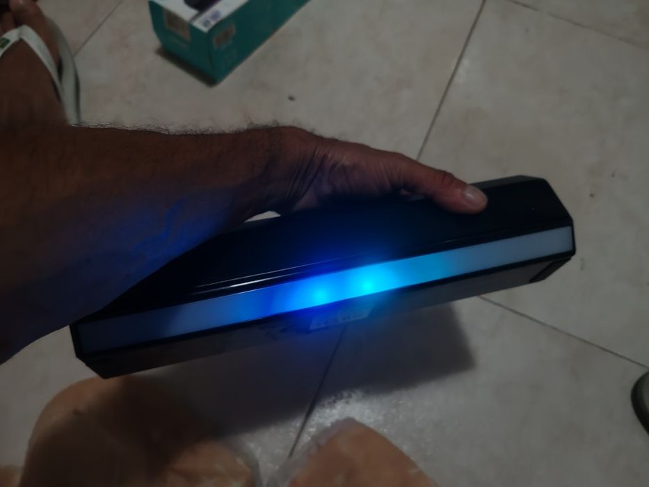 Caixa de som portátil potente