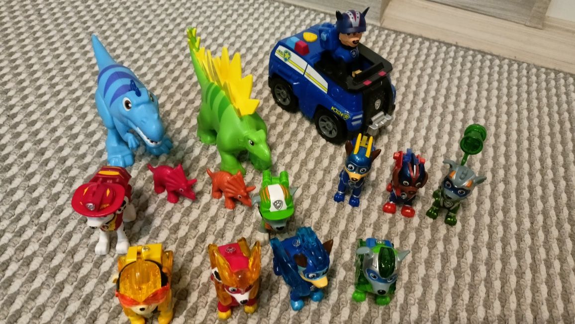 Psi patrol figurki kosmopieski, pojazd, dinozaury