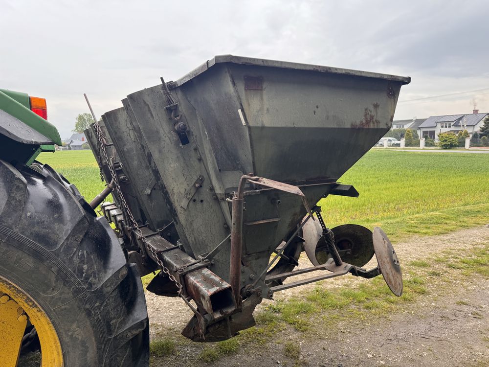 Sadzarka do ziemniaków 4 rzędowa sprawna