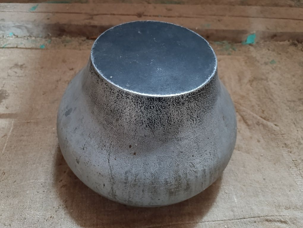 Продам чавуны, баняки, казаны разных размеров .