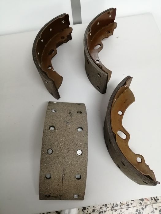 Jogo de maxilas travão Mitsubishi canter FE649 FE659 110mm