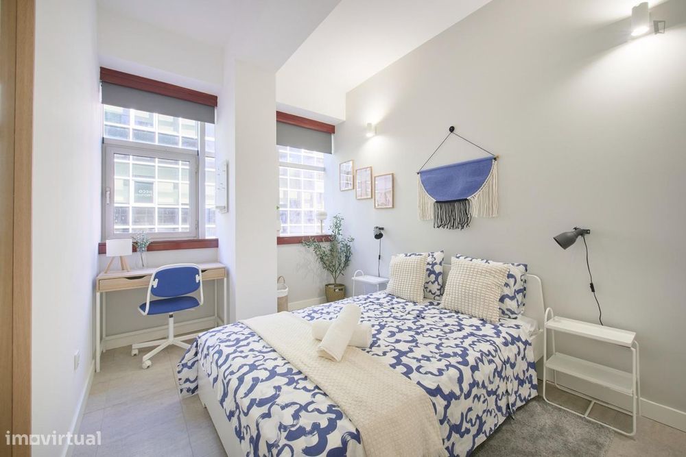 780197 - Quarto com cama de casal em...