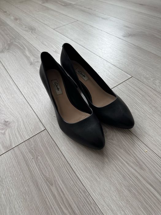 Чорні туфлі шкіряні clarks 39 39,5 40
