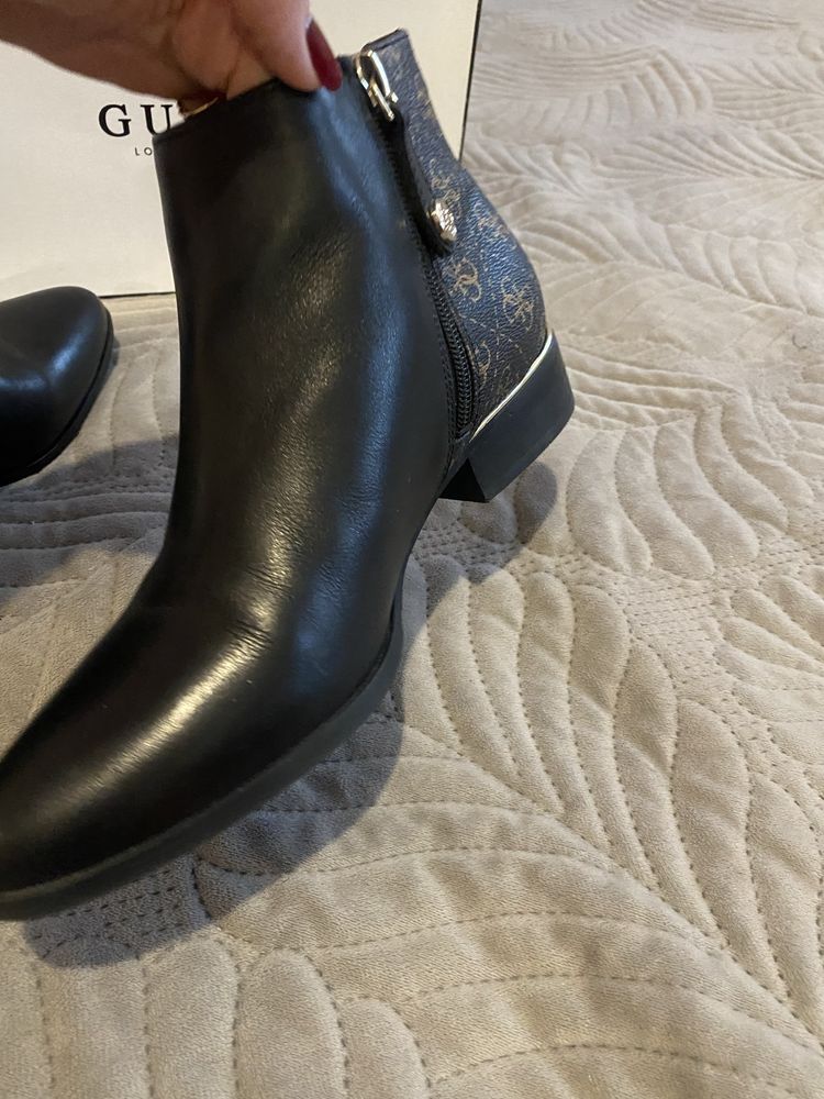 Ботинки женские Guess 39 размер