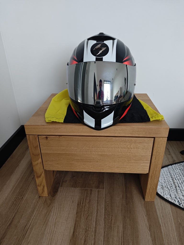 Kask Scorpion exo1400