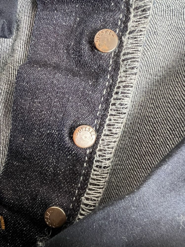 Spodnie jeansowe Diesel oryginalne