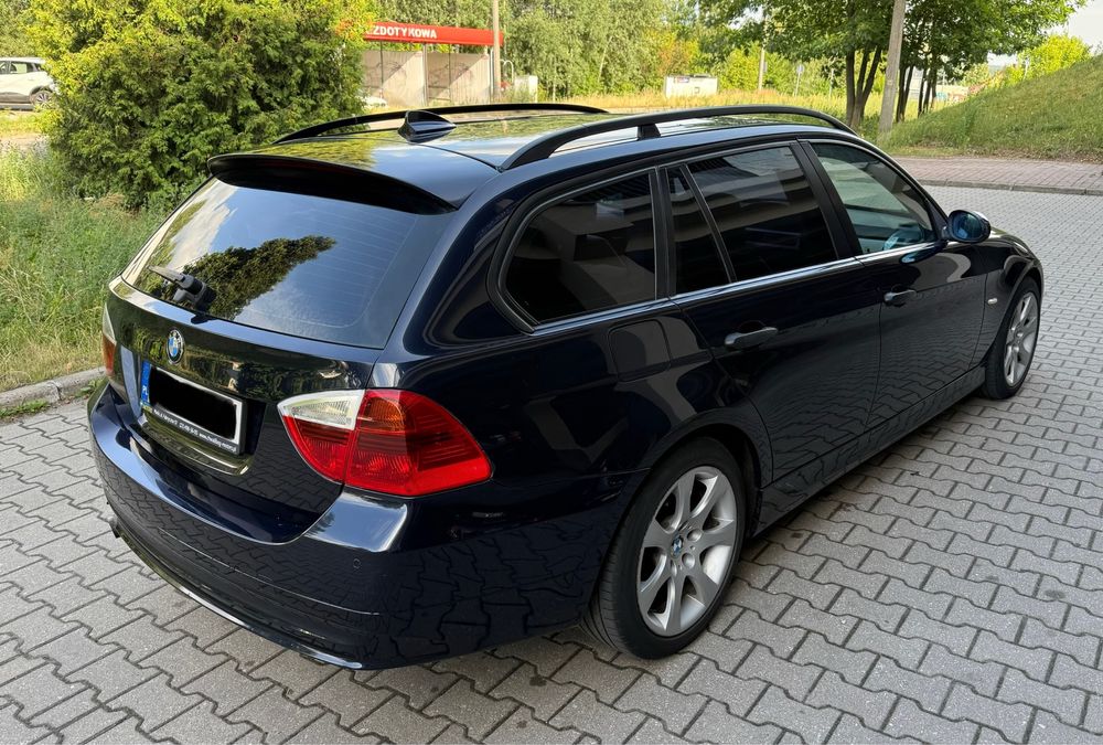 Bmw e91 320d 163km m47 automat navi skory panorama hifi zadbana