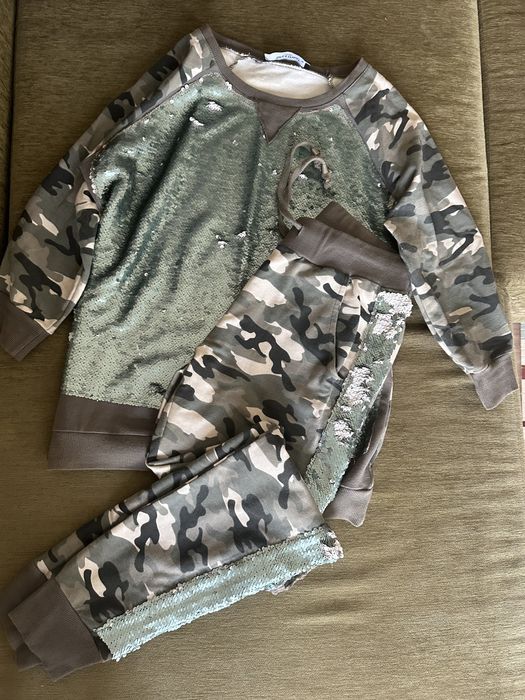 Костюм женский люкс качество.