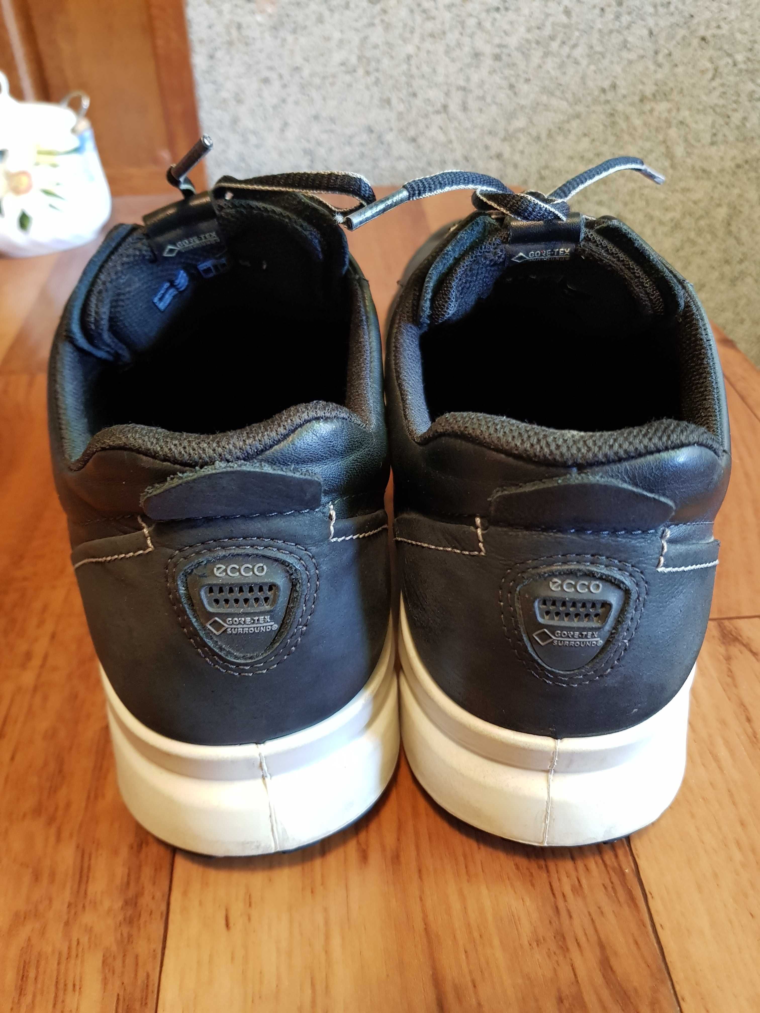 Buty męskie   ECCO M MULTI -VENT LOW GTX  w rozmiarze 46 czarne