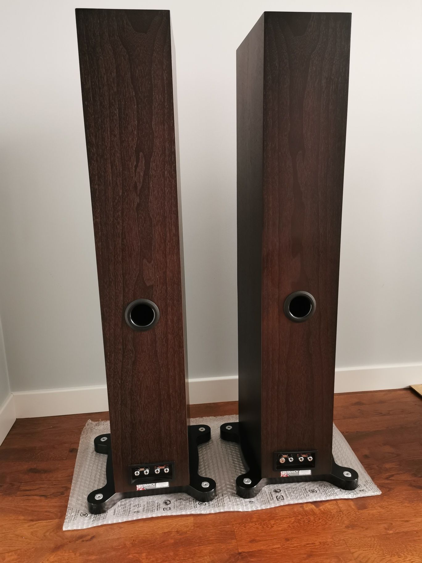 Kolumny Tannoy Revolution DC6T SE