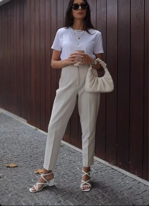 Трендові класичні штани Zara