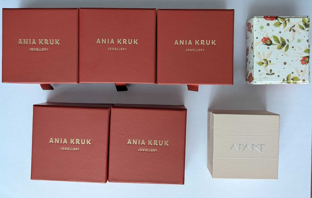Pudełko prezentowe Ania Kruk na biżuterię pierścionek kolczyki