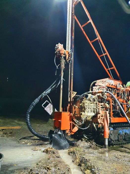 Буріння свердловин на воду Бурение скважин под ключ