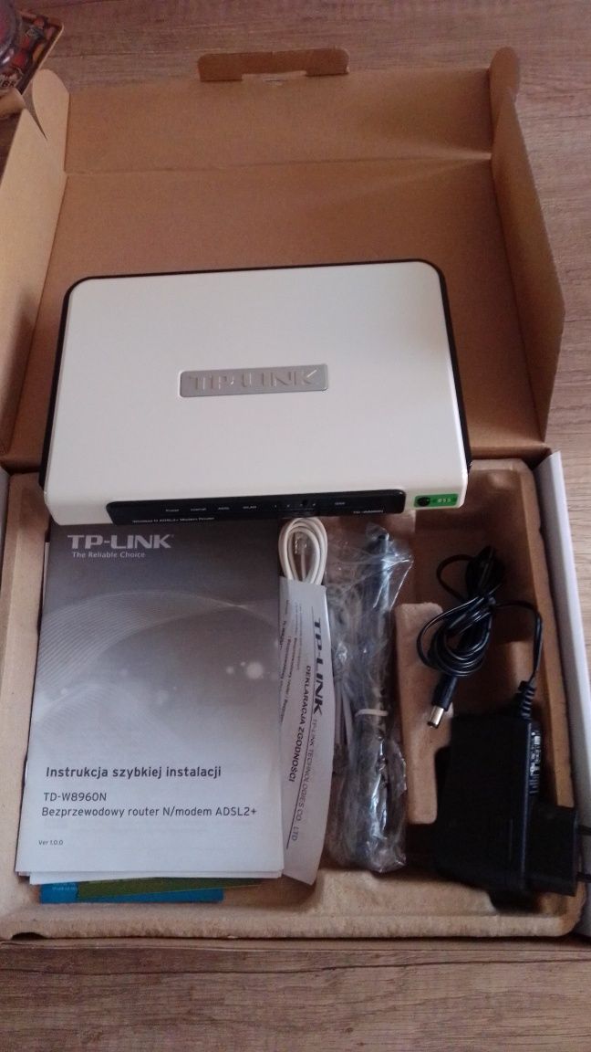 Router TP-LINK 300Mbps Wireless N ADSL2+ (TD-W8960NB)