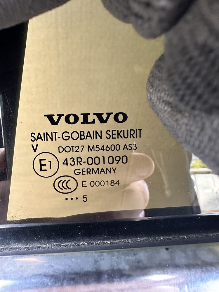 Volvo XC60 drzwi lewy tył tylne lewe 09-18 kolor 614