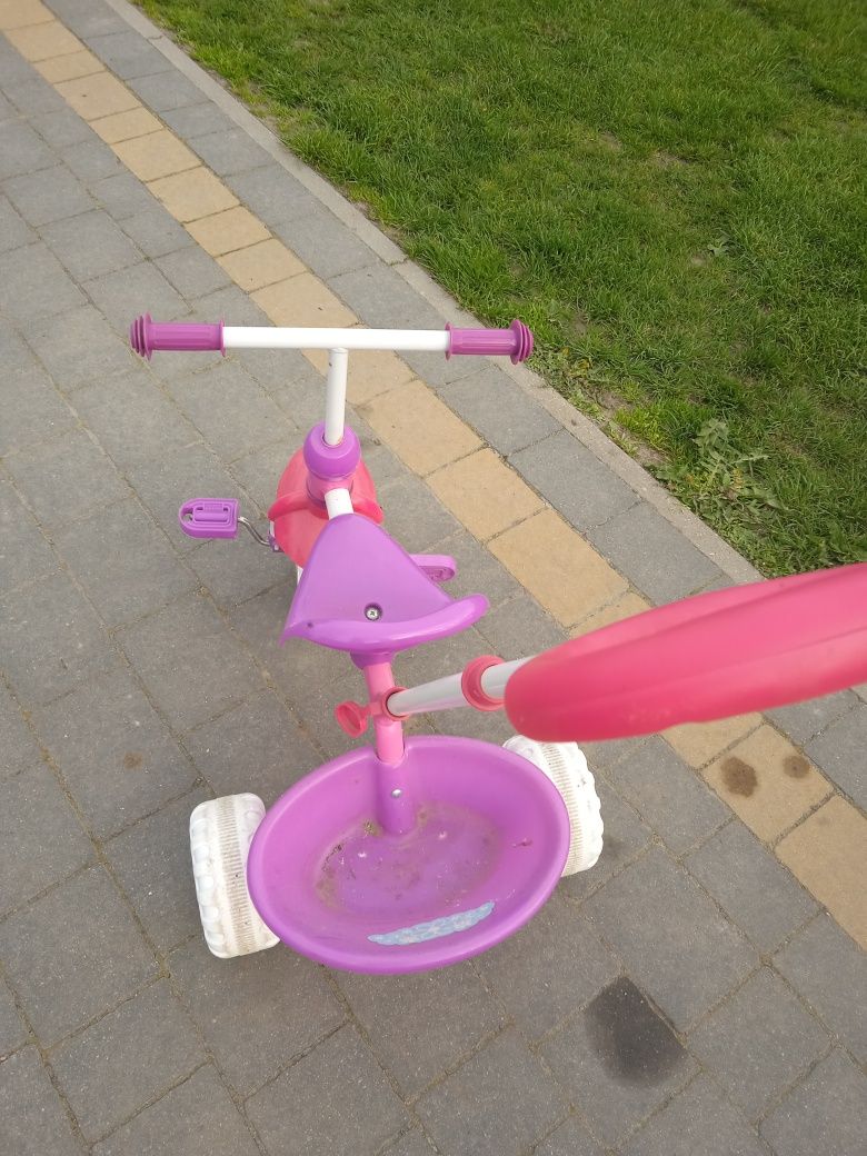 Rowerek pchacz trójkołowy
