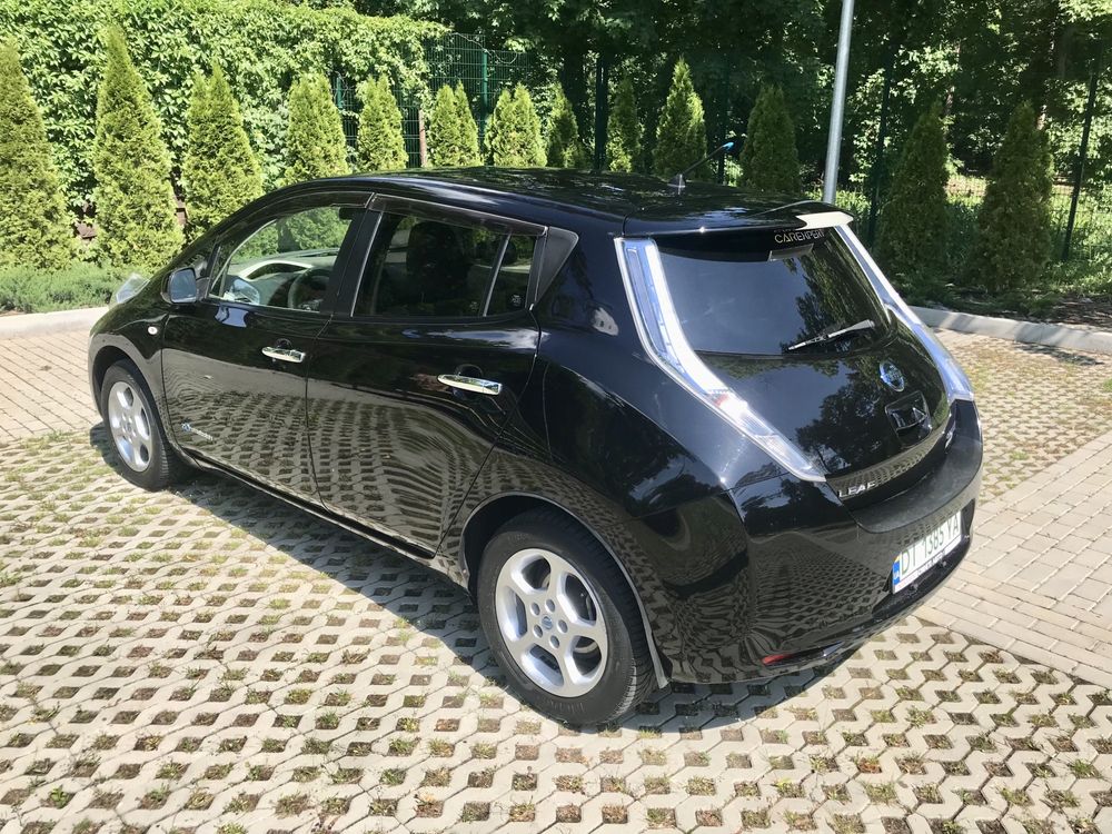 Продам Nissan Leaf SV 24 kw с Webasto