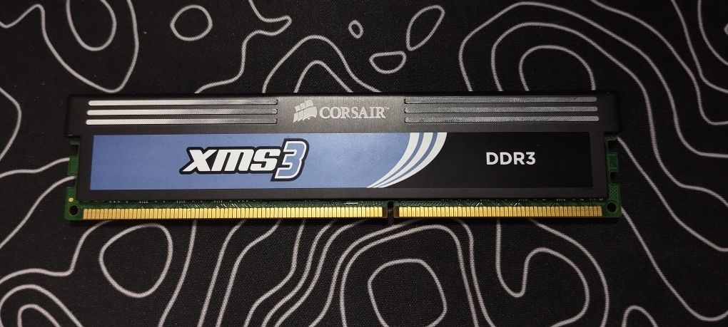 Оперативна пам'ять DDR3 KORSAIR XMS3 1 плашка 2 гб