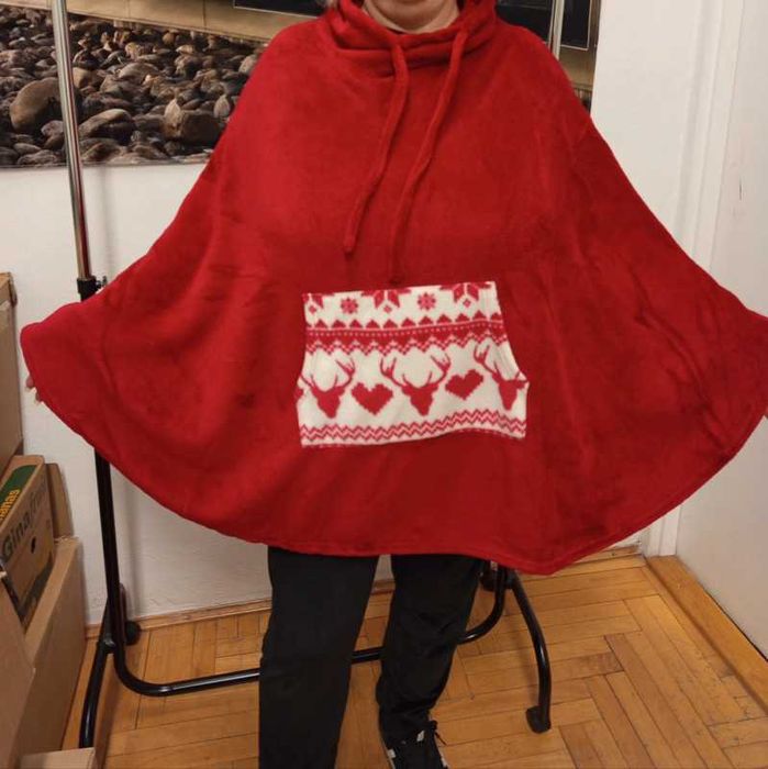 #763 Nowe ciepłe pluszowe ponczo damskie Avon